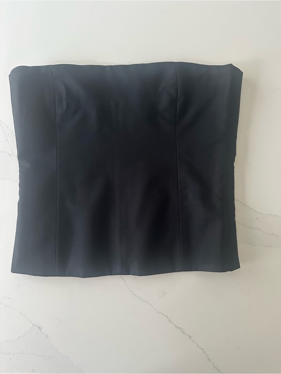 KHAITE Tops - KHAITE Percy Top Black Size 0